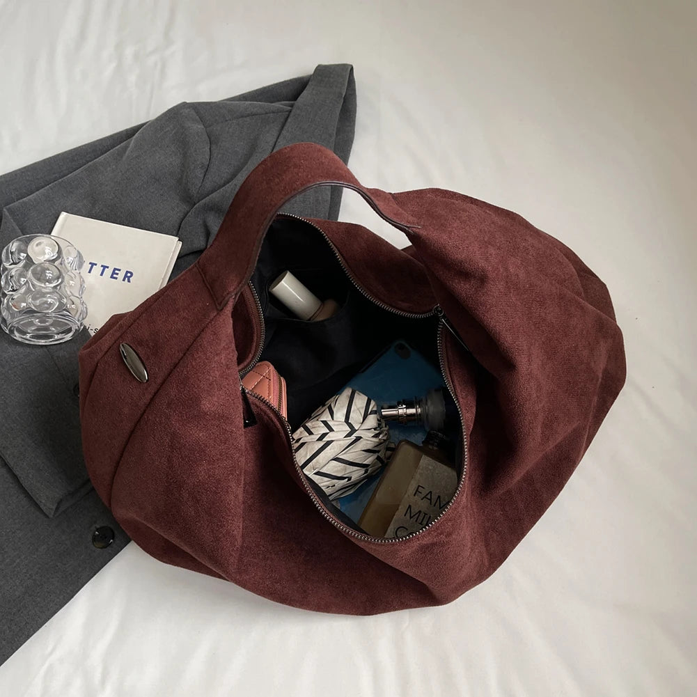 Lissée Suede Hobo