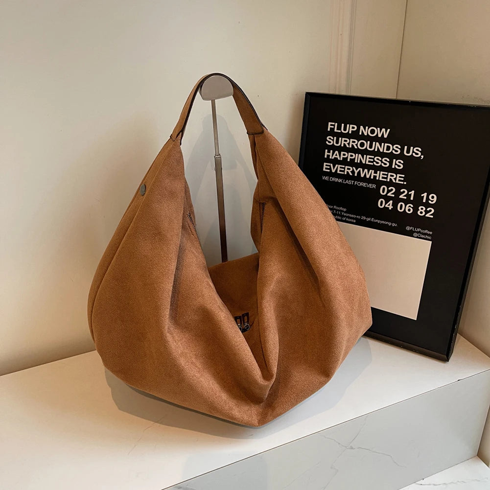 Lissée Suede Hobo