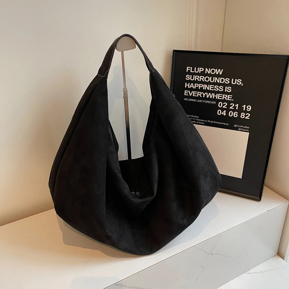 Lissée Suede Hobo